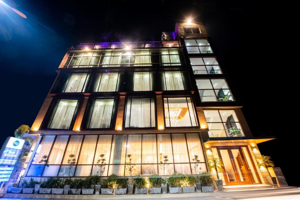 Best Western La Vista Pathankot Jobs | Best Western La Vista Pathankot Vacancies | Job Openings at Best Western La Vista Pathankot | Dubai Vacancies