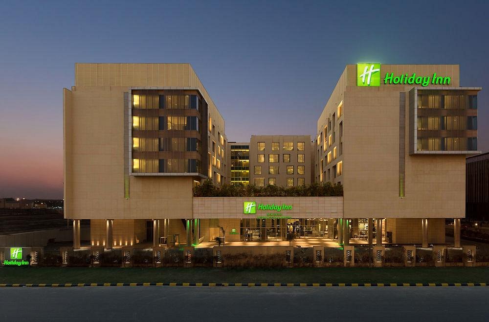 Holiday Inn New Delhi Aerocity By IHG Jobs | Holiday Inn New Delhi Aerocity By IHG Vacancies | Job Openings at Holiday Inn New Delhi Aerocity By IHG | Dubai Vacancy